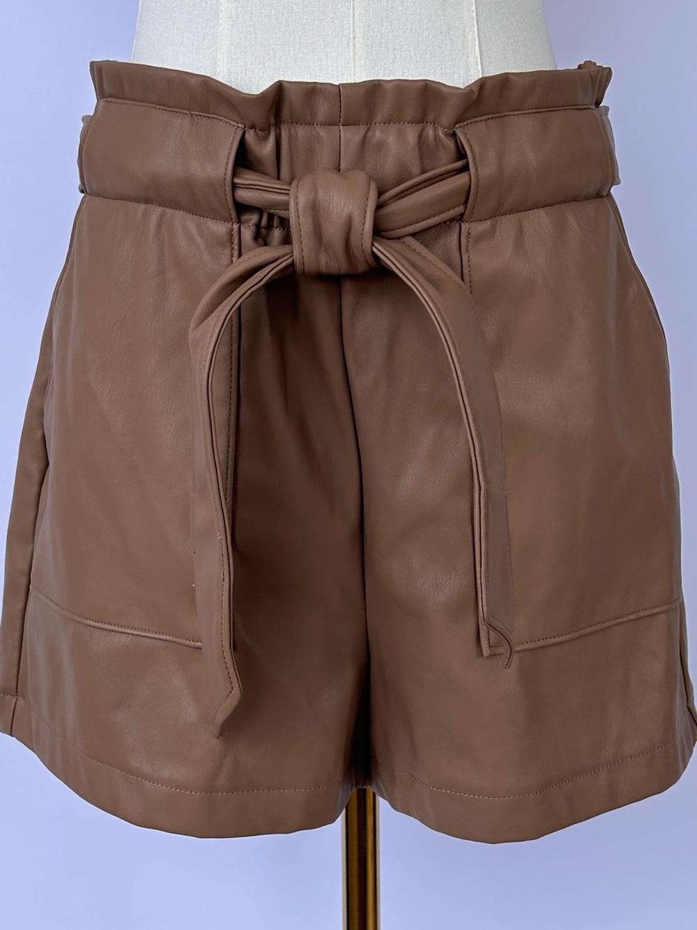 Ci Sono Women’s Vegan‎ Leather Paperbag Waist Shorts Self Tie Belt Size Medium